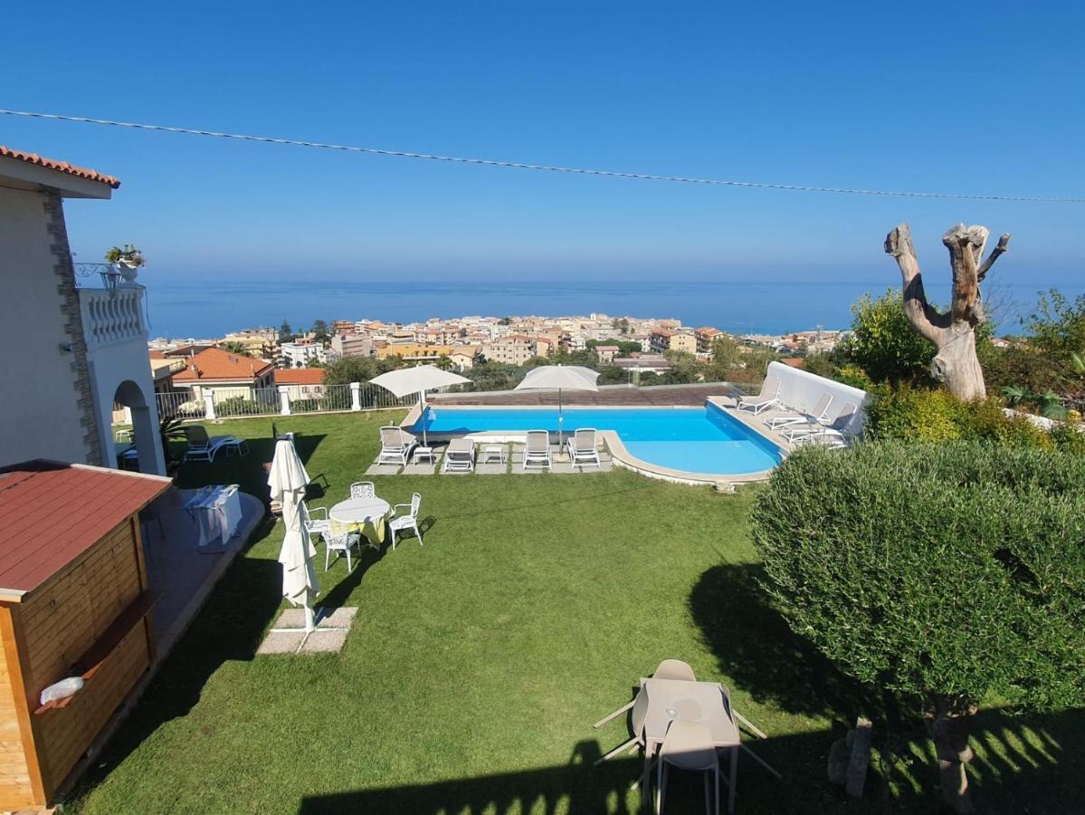 Villa Fontana Tropea Exterior photo