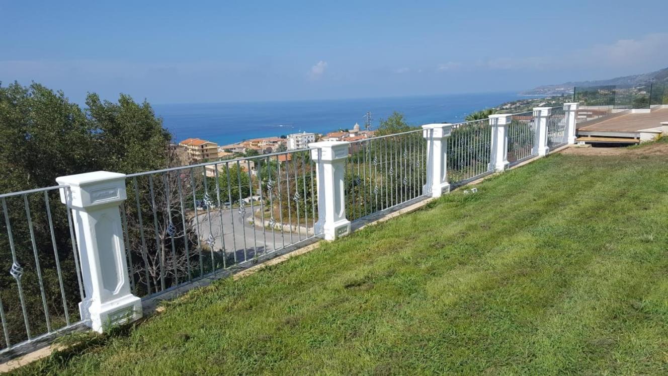 Villa Fontana Tropea Exterior photo